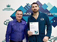Лучшие игроки матча получили призы от ПАО "Казаньоргсинтез"