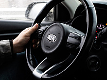 Россияне бросились скупать иномарки с пробегом