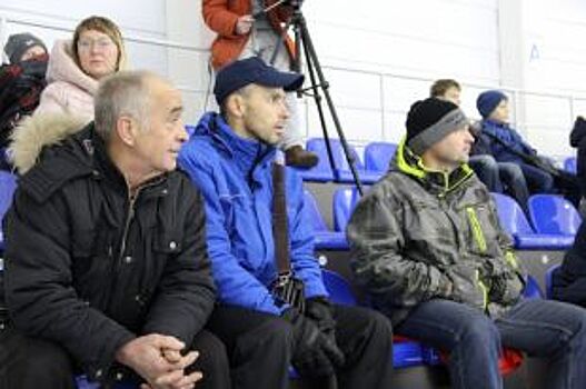На ледовой арене в Нововоронеже прошли всероссийские соревнования по хоккею