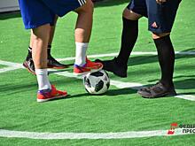 Игрока футбольного клуба «Иркут» дисквалифицировали из-за розового маникюра