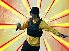 Сын Децла грабит магазин в дебютном клипе