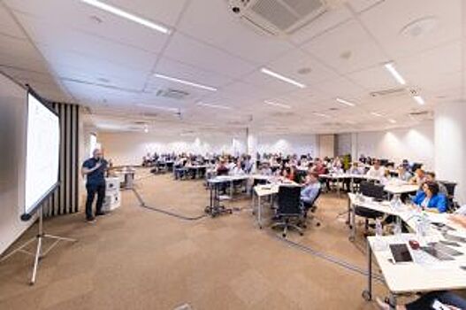 Югорчане-участники образовательной программы «Сколково» представили проекты