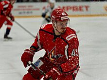 Хоккейный клуб «Ижсталь» в тяжёлом матче обыграл питерское «Динамо»