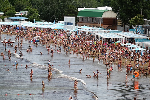 Стало известно, кому опасно отдыхать на море