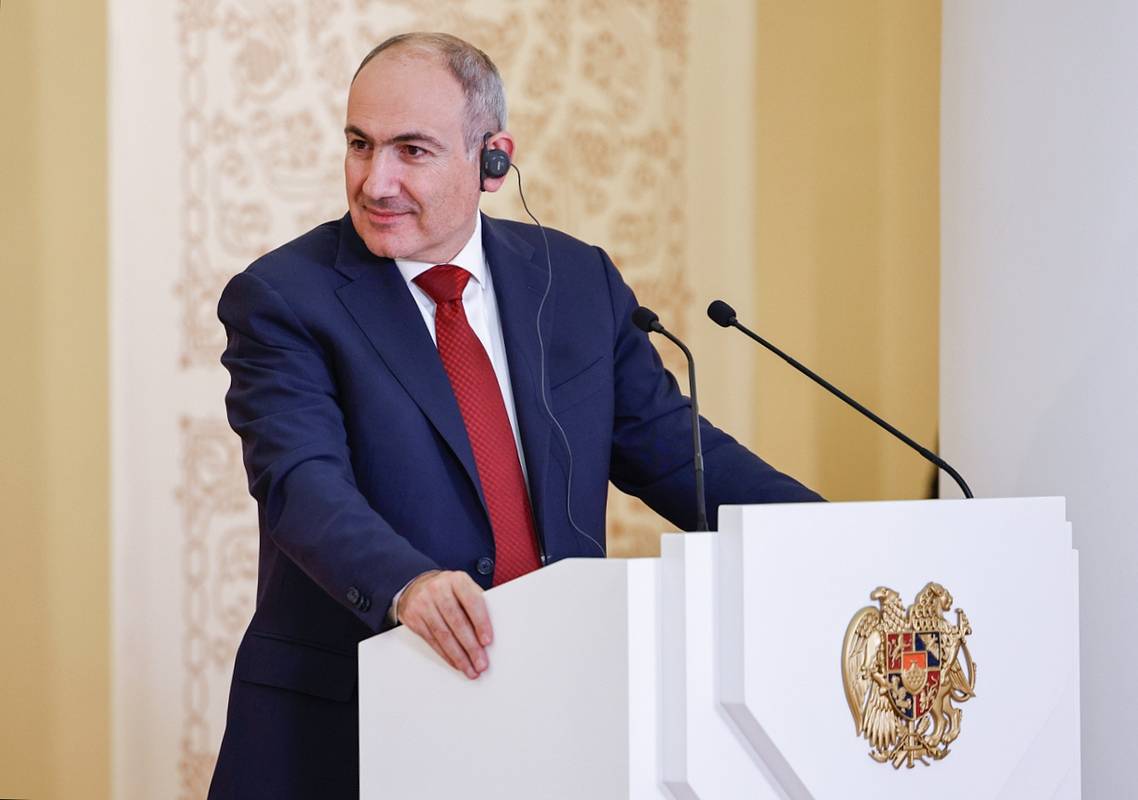 Политолог рассказал о двух референдумах в Армении