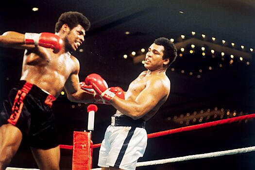 Мохаммед Али — Леон Спинкс, 15 февраля 1978 года, первый бой, победа раздельным судейским решением, причины апсета