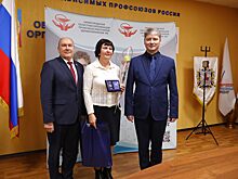 «Хотелось бы вернуться». Медикам вручили награды за работу в зоне СВО