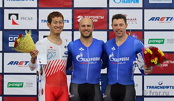 Войнова и Дмитриев победили в спринте на Гран-при Москвы по велоспорту на треке