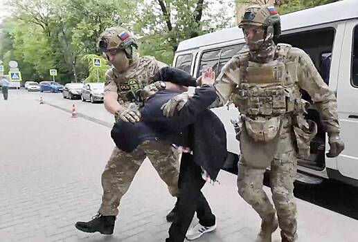 В Крыму хотели устроить взрыв на железной дороге. Исполнителей теракта завербовала военная разведка Украины