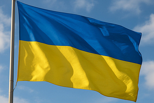 Украинский олигарх заявил об выбывании Зеленского из президентской гонки