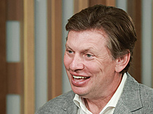 Коган заявил, что федерация ведет диалог с ISU по вопросу допуска российских фигуристов