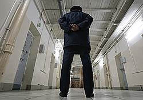 Заключенных кормили птицей подороже