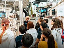 Собянин: Москва организует новогоднюю праздничную программу для семей участников СВО