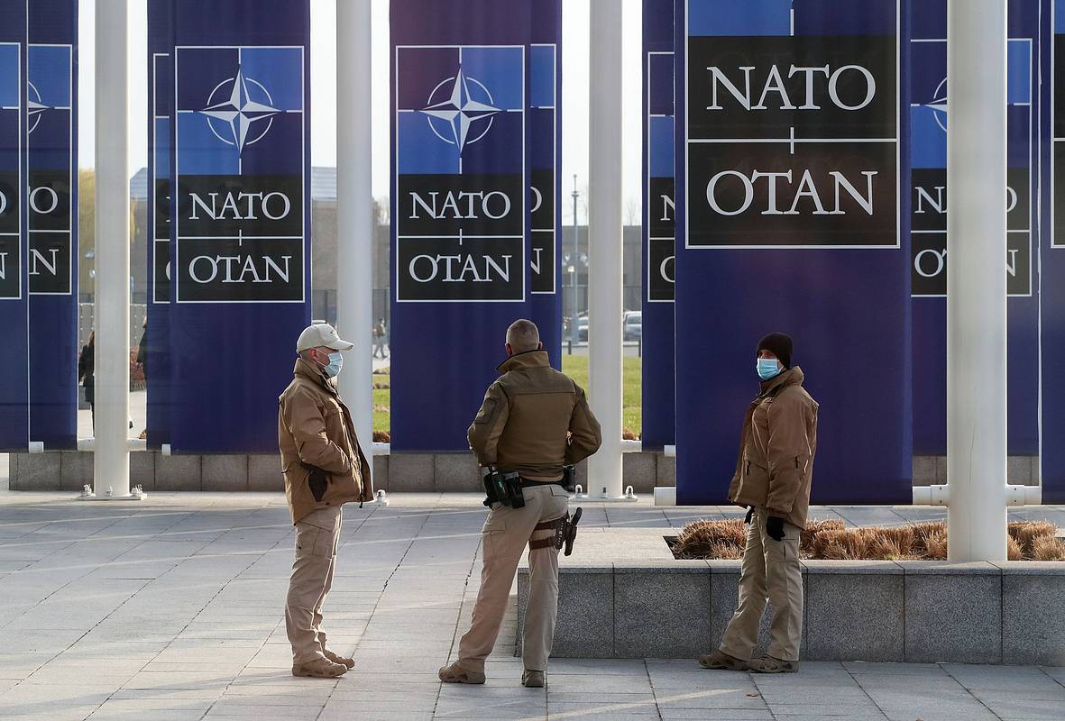 В Латвии объяснили Россией существование НАТО