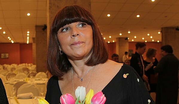 Лужина рассказала о связи Варлей и известного певца