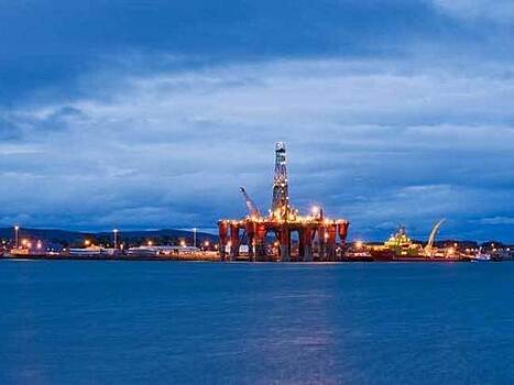 На что тратят доходы от нефти другие страны: сравним с Россией