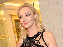 Кристина Орбакайте вместе с семьей окунулась в атмосферу Хэллоуина: фото