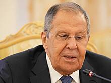 Лаврова пригласили в одно королевство