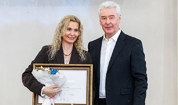 Этери Тутберидзе пришла к Сергею Собянину за наградой