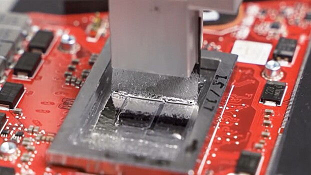 ASUS задействует жидкий металл в качестве термоинтерфейса