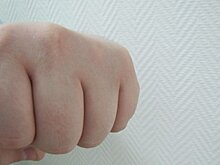 Сельчанин изувечил пенсионерку, мешавшую его встрече с экс-женой