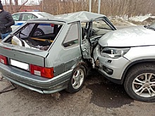 52-летняя пассажирка пострадала в ДТП с ВАЗ и Volkswagen Tiguan в Рязани