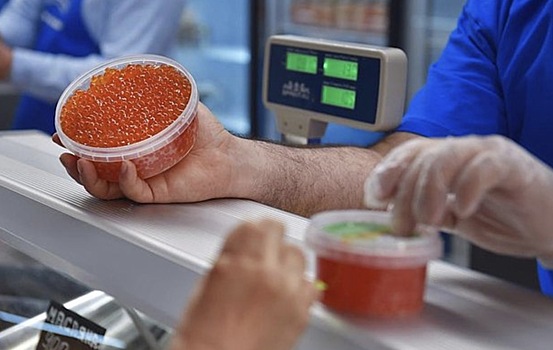В России рухнули продажи красной икры