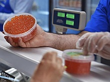 В России рухнули продажи красной икры