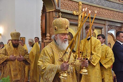 В Восточном округе Патриарх Кирилл освятил храм