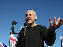 Лидера партии Саакашвили лишили депутатского мандата