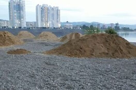 В Красноярске на Абаканской протоке начались земляные работы