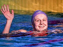 Чикунова выиграла заплыв на 100 метров брассом в финале Кубка России