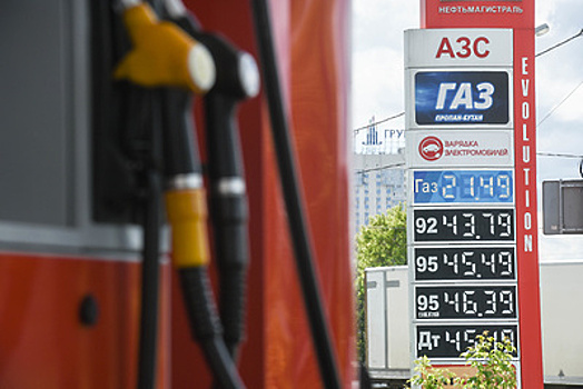 Эксперт считает, что госрегулирование цен на бензин может привести к дефициту топлива