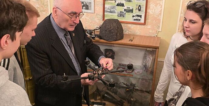 Школьники посетили Музей истории органов внутренних дел и внутренних войск в УМВД России по городу Шахты