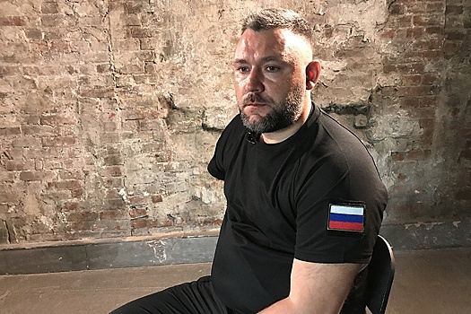 Потерявший на фронте руку хирург написал книгу и вернулся в родную бригаду