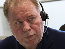 Известный адвокат Анатолий Кучерена самоизолировался вместе со своим псом