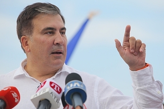 Саакашвили рассказал об отношении Порошенко к алкоголю