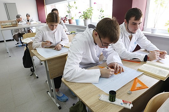 В колледже в Кабардино-Балкарии удвоили число мест по программе «Профессионалитет»