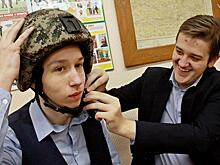 Ждут повестки с нетерпением. Школьники соревнуются в знании азов военной и физической подготовки под присмотром ветеранов