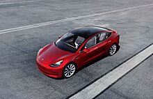 Tesla Model 3 объявлен транспортным средством года по версии Detroit News