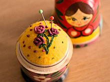 Как сделать игольницу: 42 идеи для вдохновения