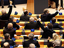 В Европарламенте инициировали голосование по вотуму недоверия Еврокомиссии