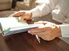 Пожилая россиянка влюбила в себя пенсионера ради одной цели