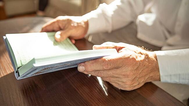 Пожилая россиянка влюбила в себя пенсионера ради одной цели