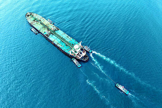 «Эскалация нефти»: кто пострадает от перекрытия Ормузского пролива