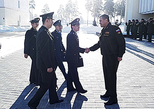 Военные делегации государств-членов ШОС обсуждают на Южном Урале совместное учение «Мирная миссия»