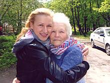 «Жаль, что мы были не рядом»: Татьяна Волосожар потеряла свою бабушку