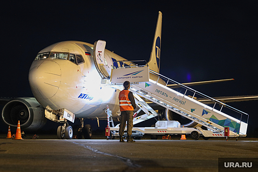 Метель в ЯНАО привела к посадке в Сургуте самолета из Тюмени