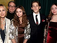 Сара Джессика Паркер рассказала, как прививает дочерям любовь к себе