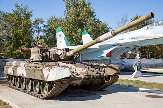 В парке военной техники Анапы установили танк Т-80